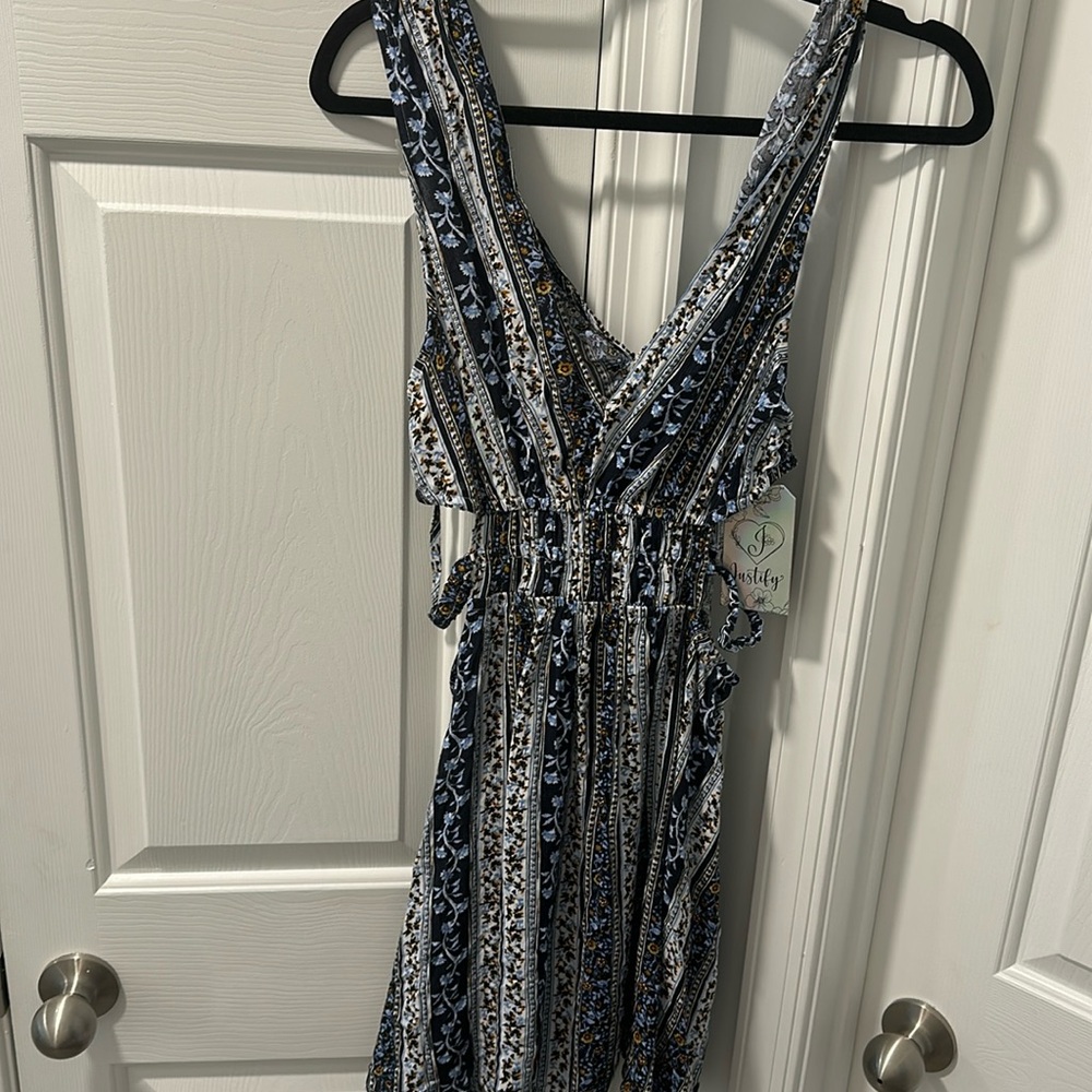 Blue short cut out floral dress